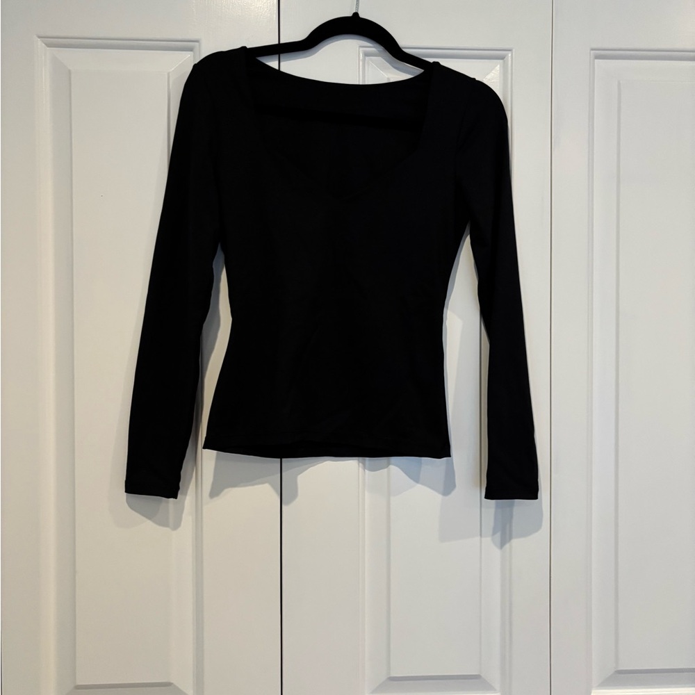 Blackmilk Matte Black Heart Long Sleeve Top GUC 🖤